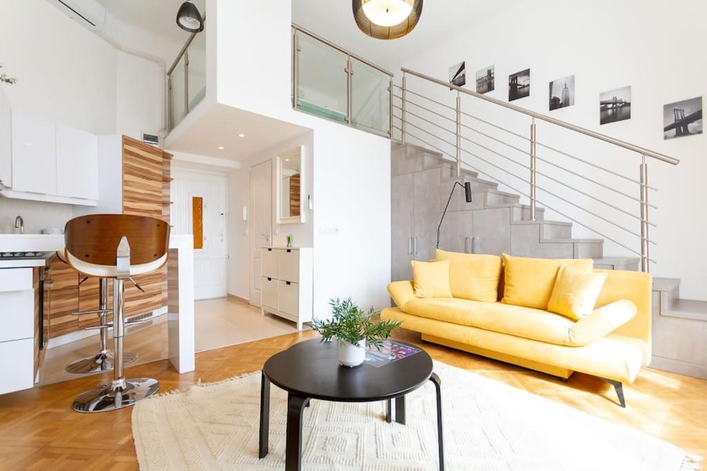 Bright Design Riverside By Nw Appartement